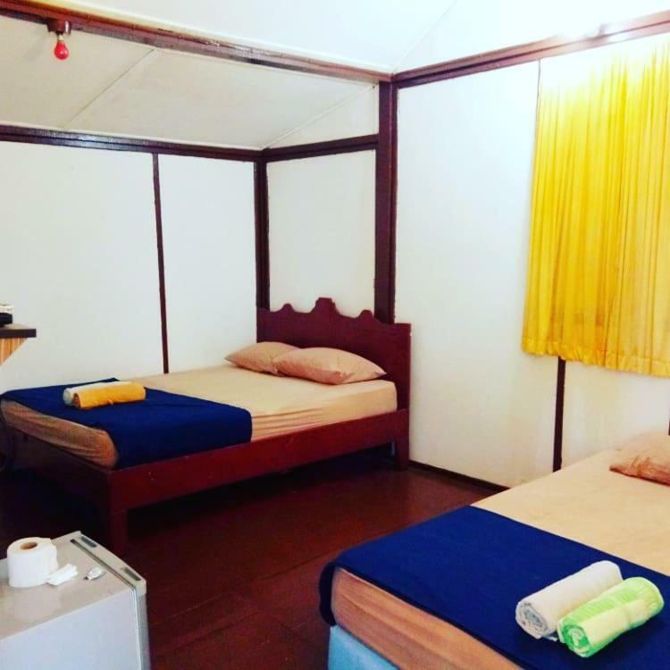 Marina Bay Resort & Restaurant Kampung Genting Bagian luar foto